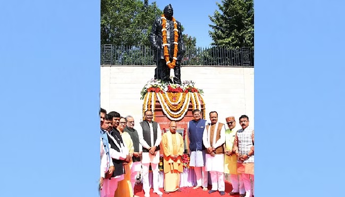 CM Yogi paid tribute to Bharat Ratna Govind Ballabh