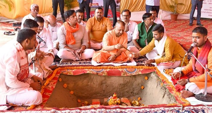 CM Yogi inaugurated 76 development projects