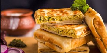 Paneer Lifafa Paratha