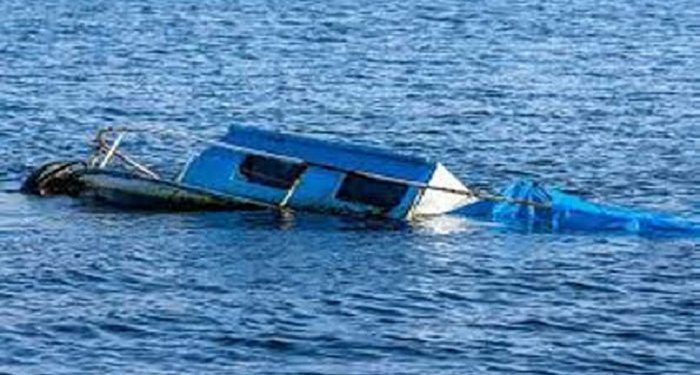 Boat capsized in Jhelum river