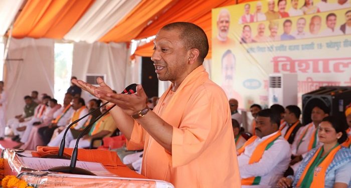 CM Yogi held public meeting in favor of BJP candidate