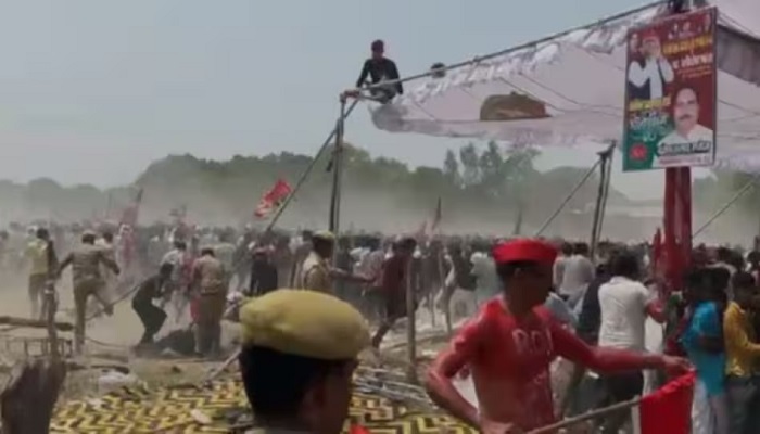 Again stampede in Akhilesh Yadav's rally