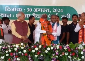 Champai Soren joins BJP