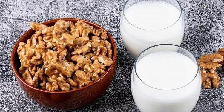 Walnut Milk