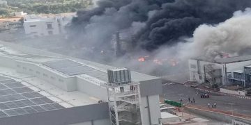 A huge fire broke out in Tata's electronics plant