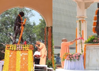 CM Yogi paid homage to Bapu and Lal Bahadur Shastri