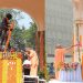 CM Yogi paid homage to Bapu and Lal Bahadur Shastri