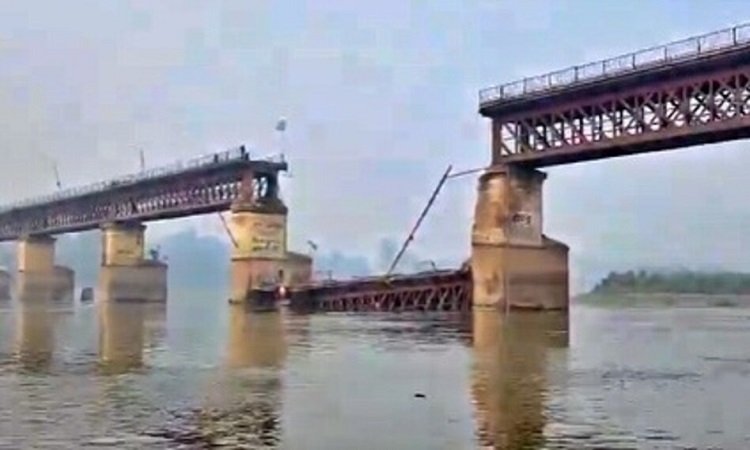 Ganga bridge