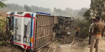 Double decker bus overturned