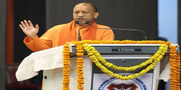 CM Yogi attended the 120th foundation day celebrations of KGMU