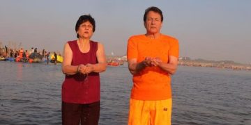 Arun Govil took a dip in Sangam