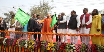 CM Yogi flagged off the buses of Transport Corporation