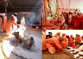 CM Yogi worshiped the religious flag in Guru Gorakshanath Akhara