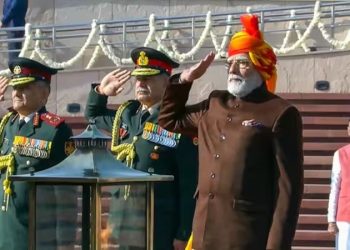 PM Modi wore a multi-coloured turban on the 76th Republic Day