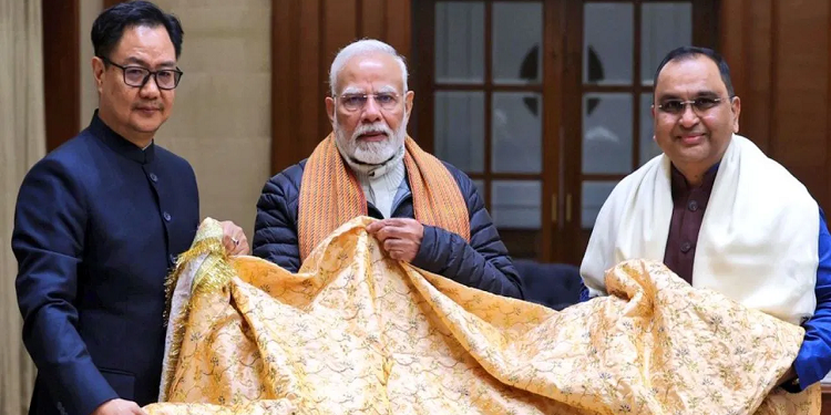 PM Modi sent a chadar to Ajmer Sharif Dargah