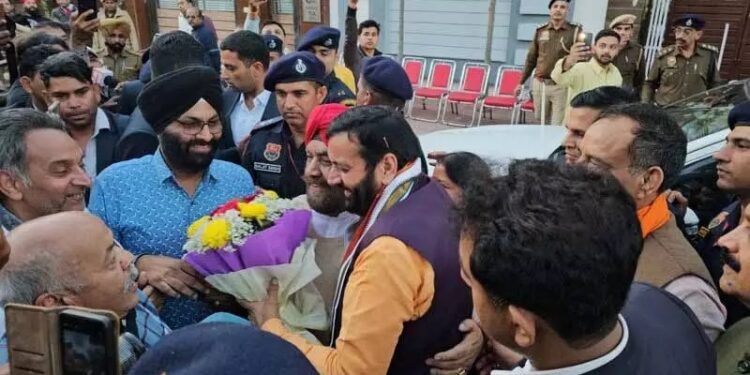 More than 50 Congress leaders joined BJP