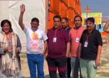 Hindu families came from Pakistan to attend Maha Kumbh