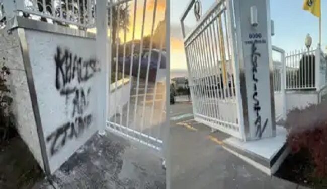 Khalistan supporters attack on Gurudwara
