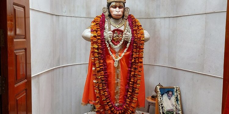 Hanuman Setu temple