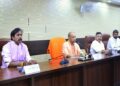 CM Yogi reviewed the ongoing projects in Varanasi