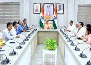 Yogi government on alert due to increasing cases of Corona