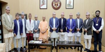 Nepal's CM Kamal Bahadur Shah met CM Yogi