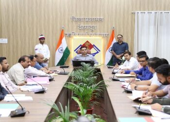 DM Savin Bansal