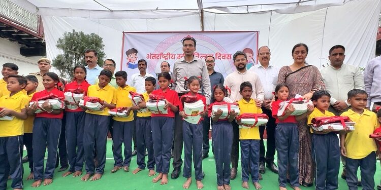 DM Savin Bansal
