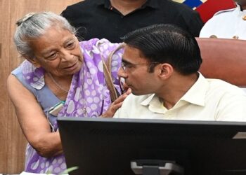 DM Savin Bansal
