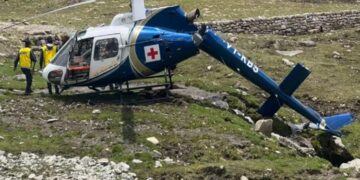Emergency landing of air ambulance in Kedarnath