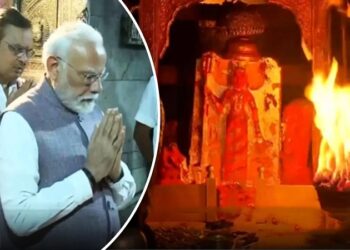 PM Modi offered prayers at Karni Mata Temple