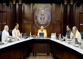 Yogi Cabinet