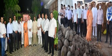 Andhra Pradesh government delegation meets AK Sharma