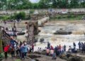 A bridge on the Indrayani River has fallen down.