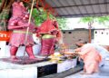 CM Yogi did worship at Shiv Baba Dham
