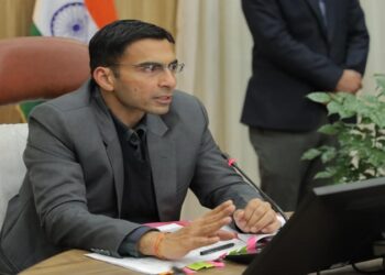 DM Savin Bansal