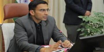 DM Savin Bansal