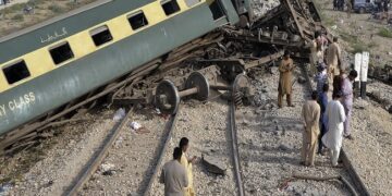 4 to 6 bogies of Jaffar Express train derailed