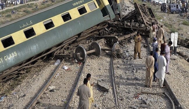4 to 6 bogies of Jaffar Express train derailed