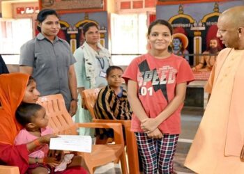 CM Yogi assured Pankhuri that her studies will not stop