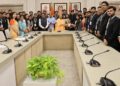 CM Yogi met 45 trainee officers