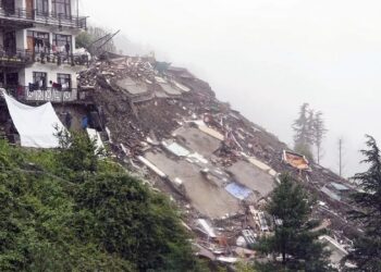 82 people died due to cloudburst in Himachal