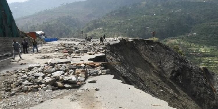 Landslide on the old route leading to Vaishno Devi temple