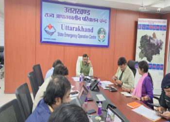 Anand Bardhan reached the State Disaster Control Room