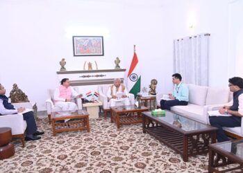 CM Dhami met Manohar Lal Khattar