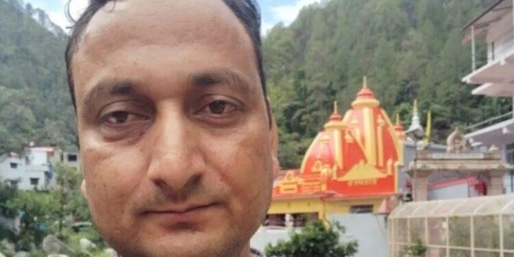 The body of CRPF inspector was found in the car