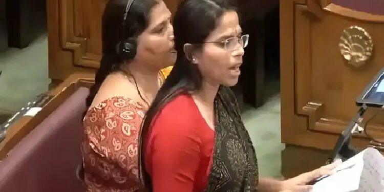 SP MLA Pooja Pal praised CM Yogi