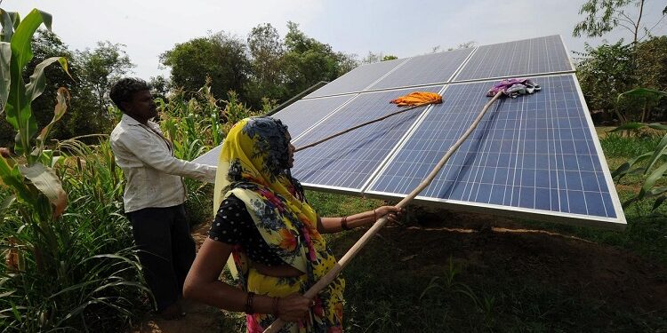 Yogi government will connect women with solar energy