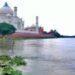 The water of Yamuna reached the walls behind the Taj Mahal