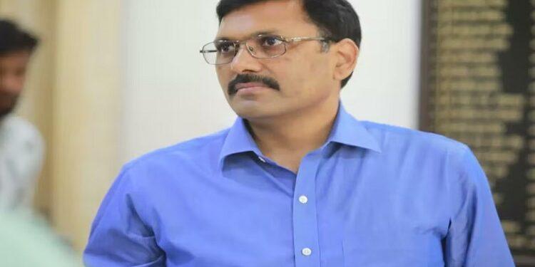 ias anjaneya kumar singh